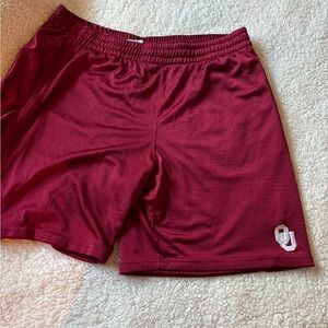 NCAA Men's Crimson Oklahoma Sooners Shorts